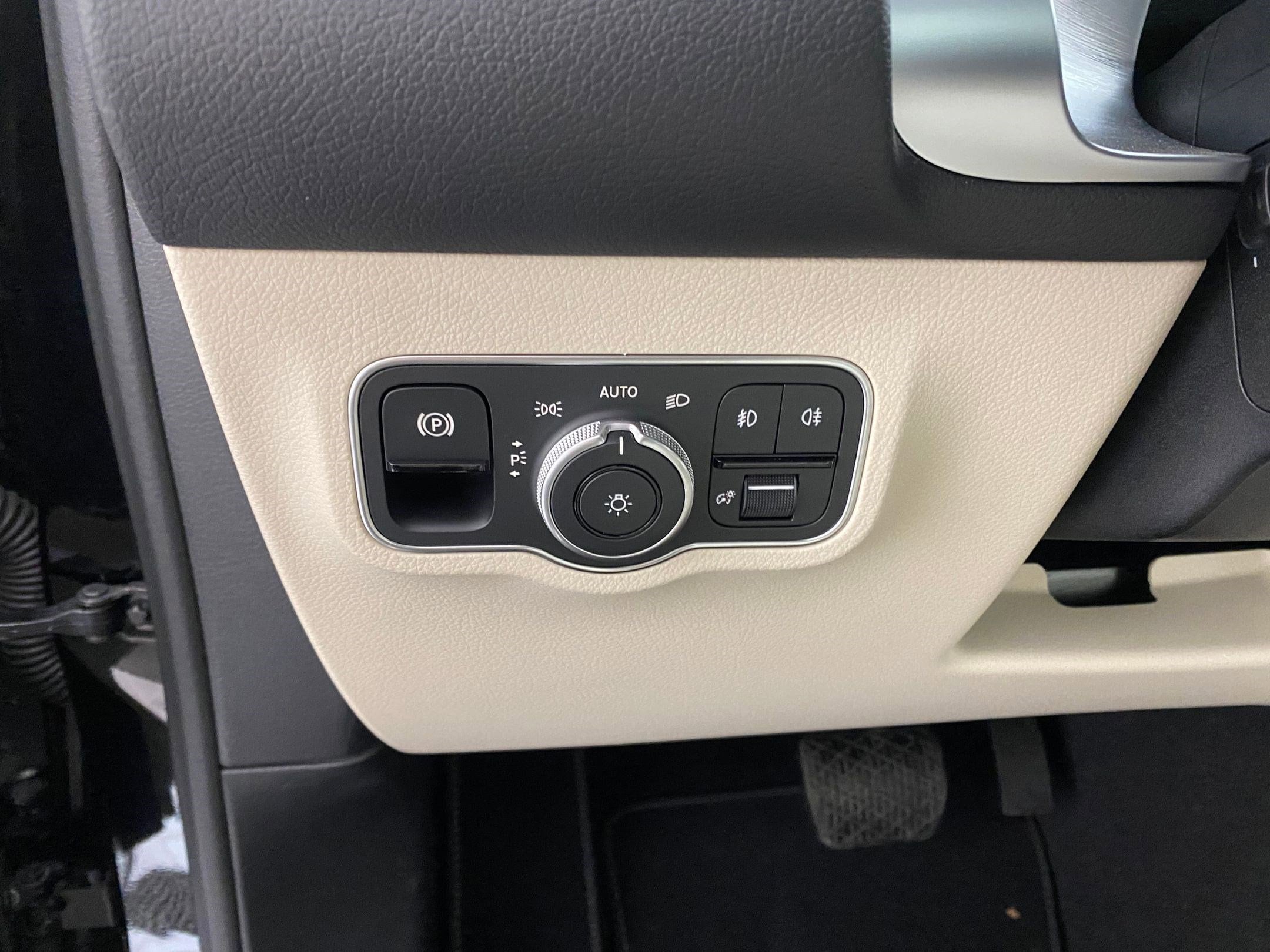 2026 Mercedes-Benz GLB GLB 250 - Photo 18
