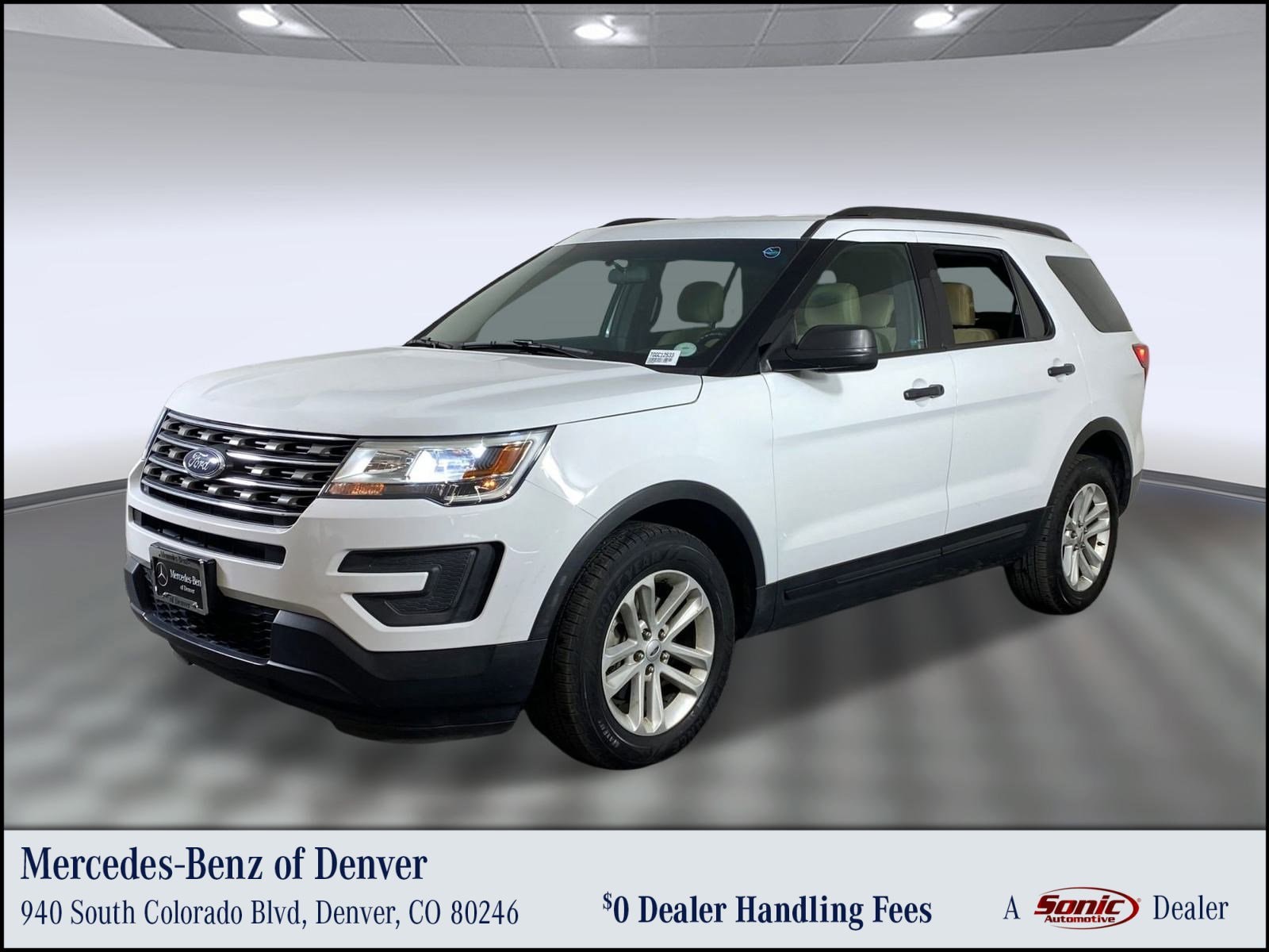2016 Ford Explorer Base's photo