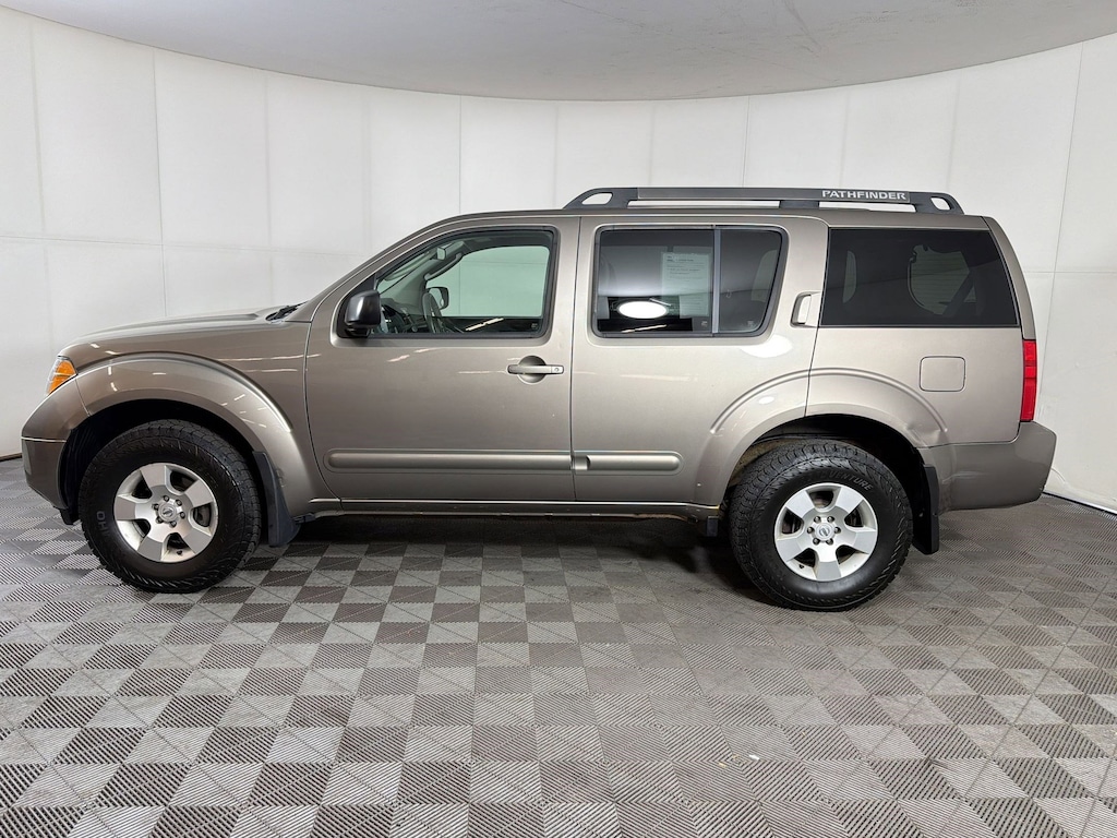 Used 2006 Nissan Pathfinder S Sport Utility