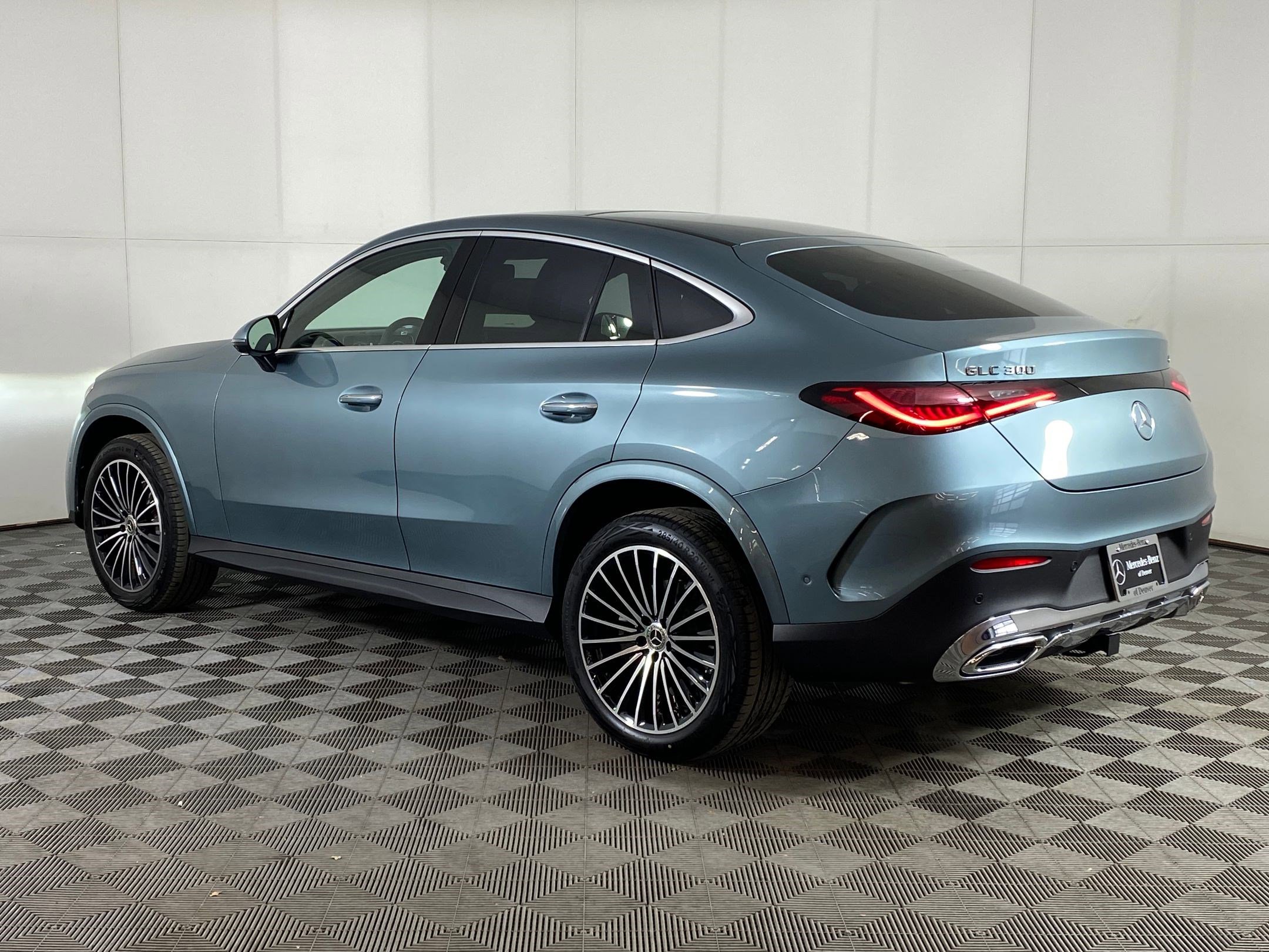 2026 Mercedes-Benz GLC Coupe GLC 300 - Photo 3