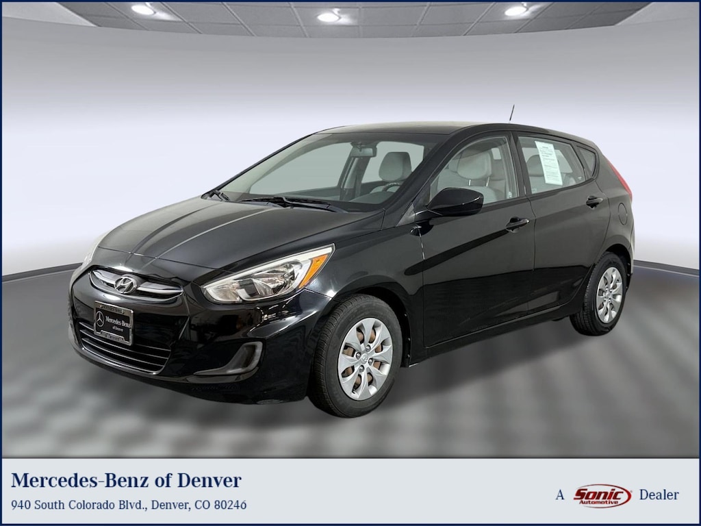 Used 2017 Hyundai Accent SE Hatchback