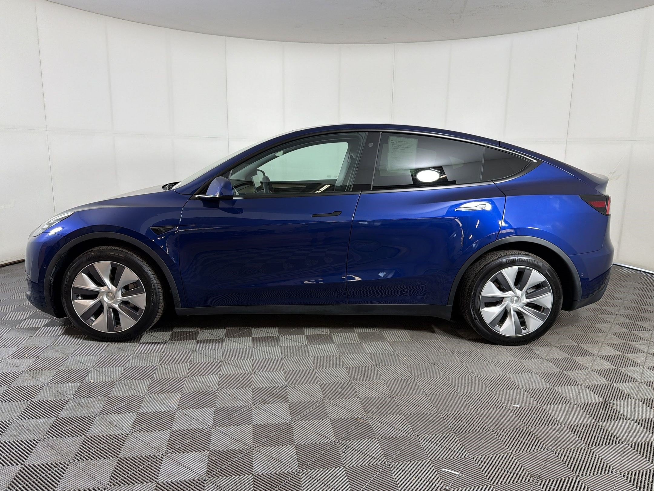 Used 2022 Tesla Model Y Long Range with VIN 7SAYGDEE8NA021956 for sale in Denver, CO