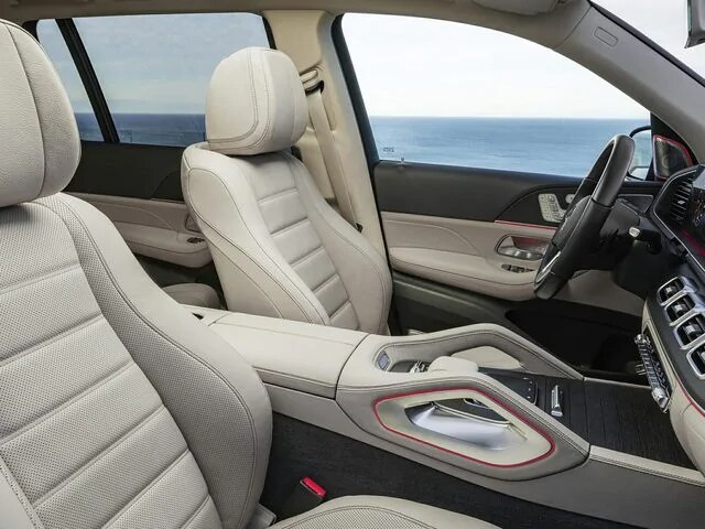 Mercedes-Benz GLS interior