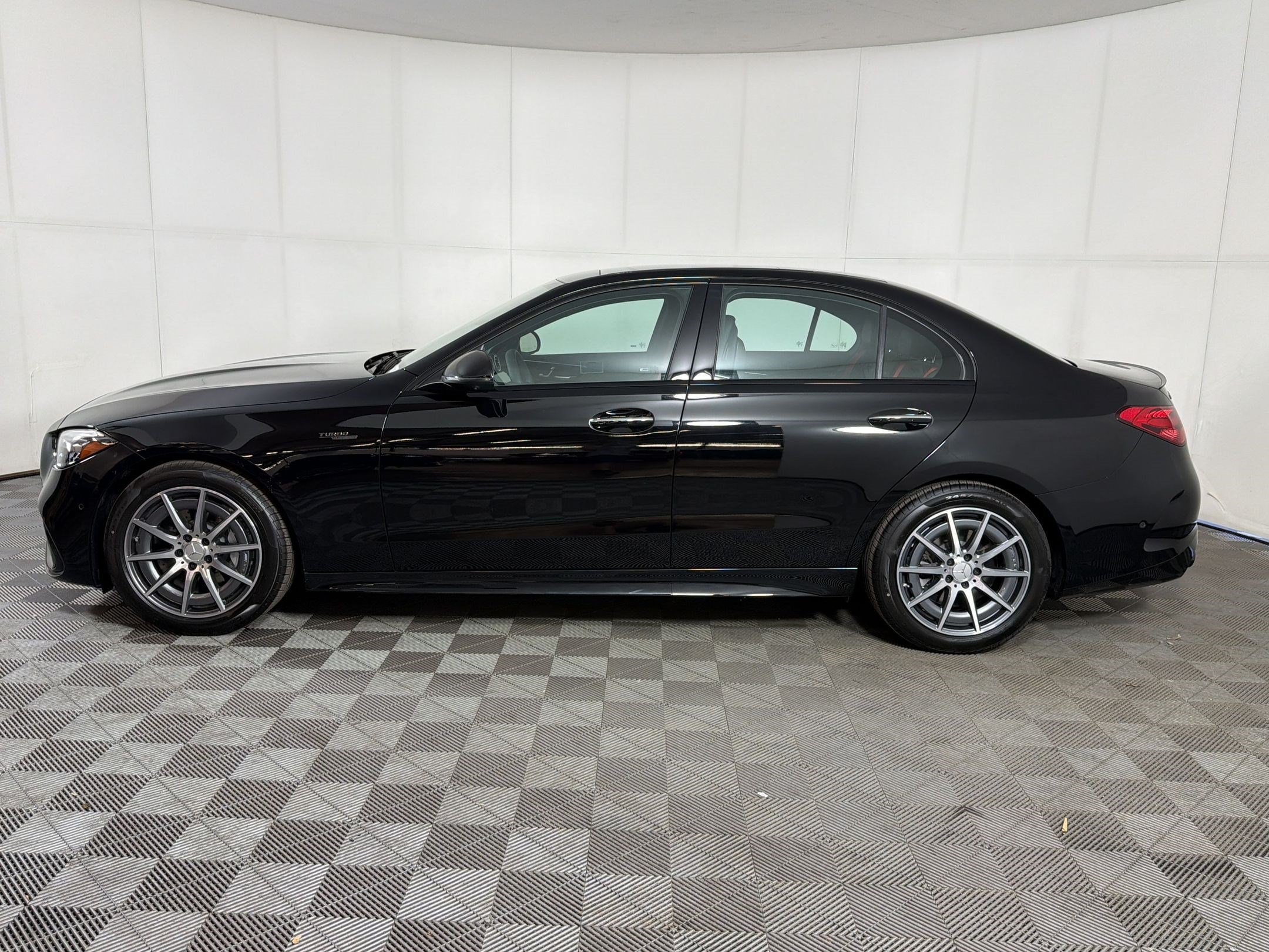 AMG C 43 4MATIC Sedan