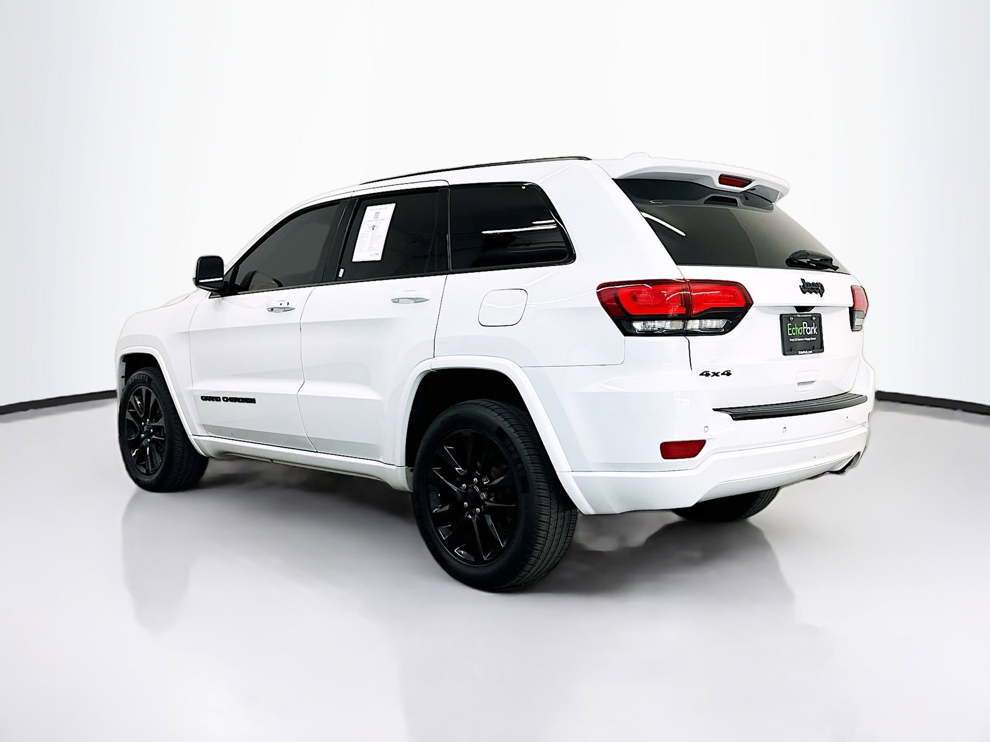 Grand Cherokee Laredo 4x4 Sport Utility