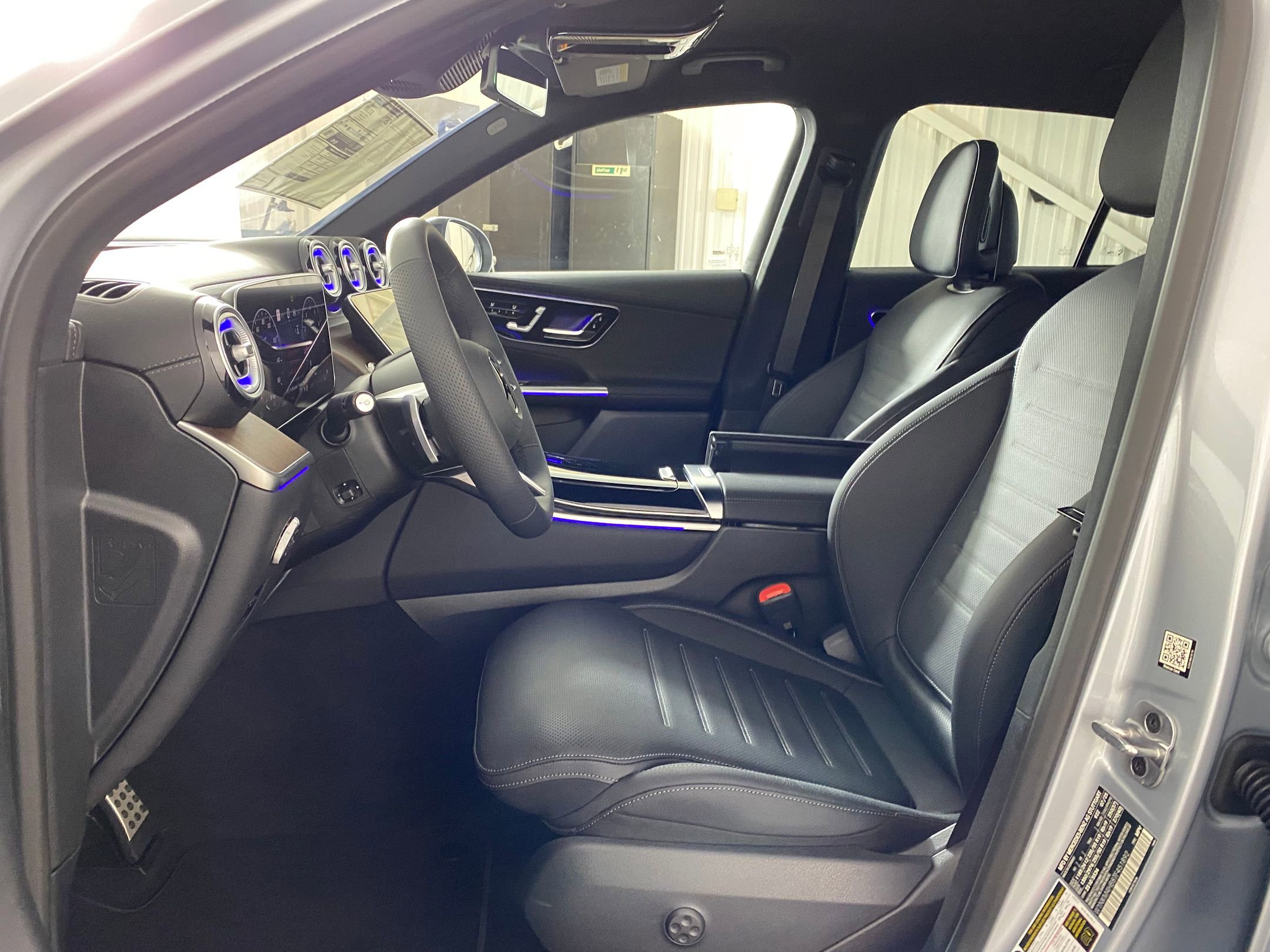 2026 Mercedes Benz GLC 300 4MATIC photo 3