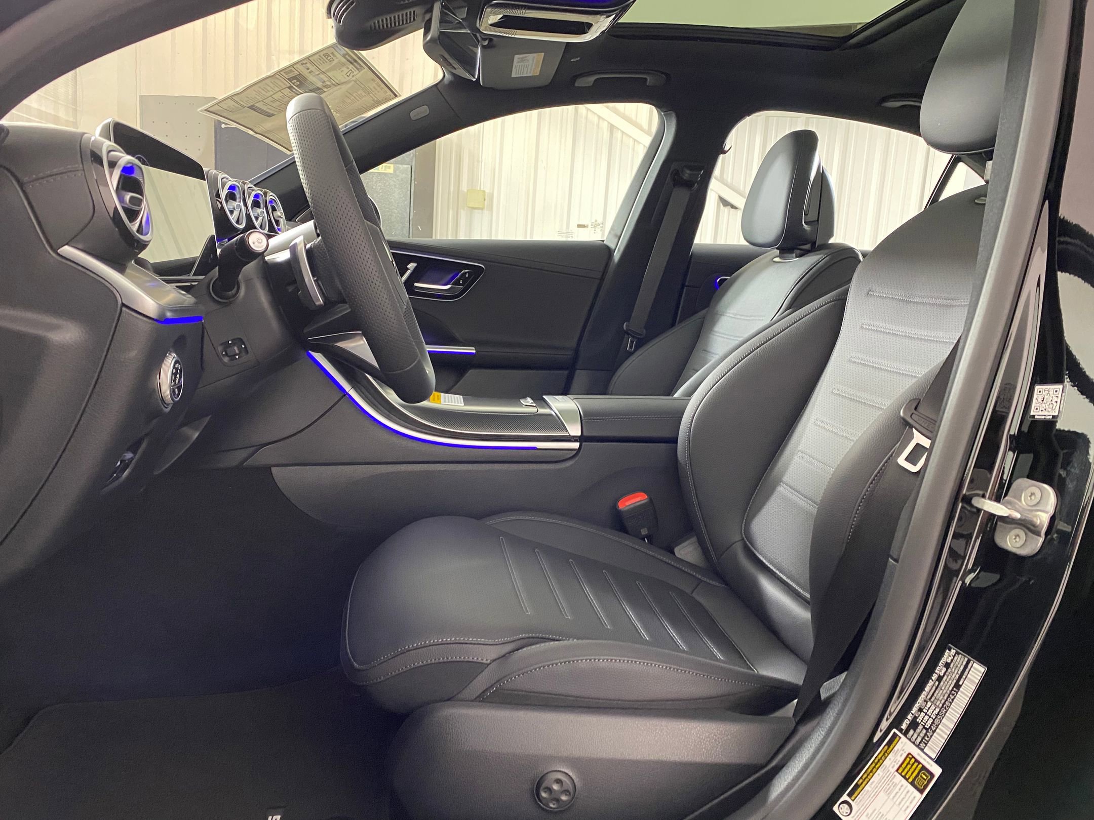 2025 Mercedes Benz C 300 4MATIC Sedan photo 4