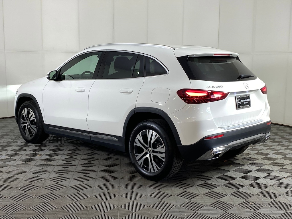 New 2025 Mercedes-Benz GLA 250 4MATIC SUV