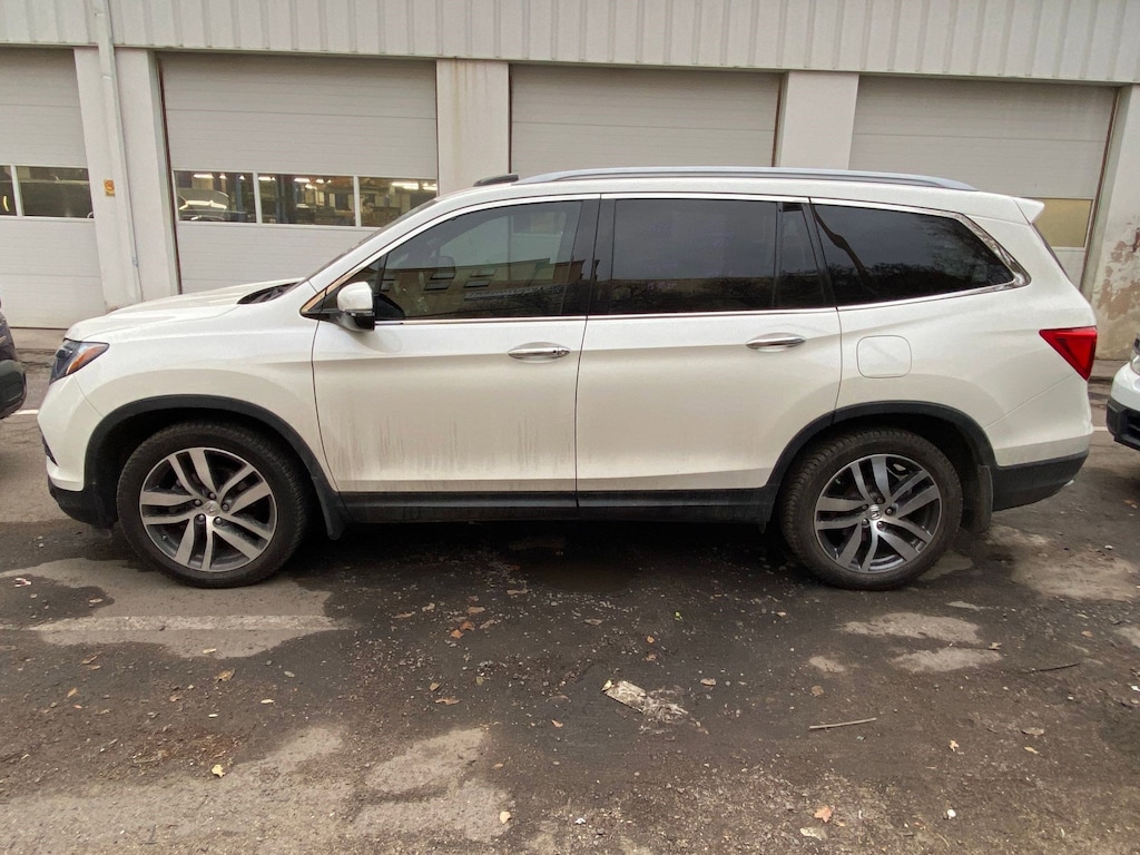 Used 2018 Honda Pilot Touring SUV