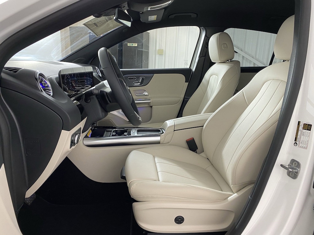 New 2025 Mercedes-Benz GLA 250 4MATIC SUV