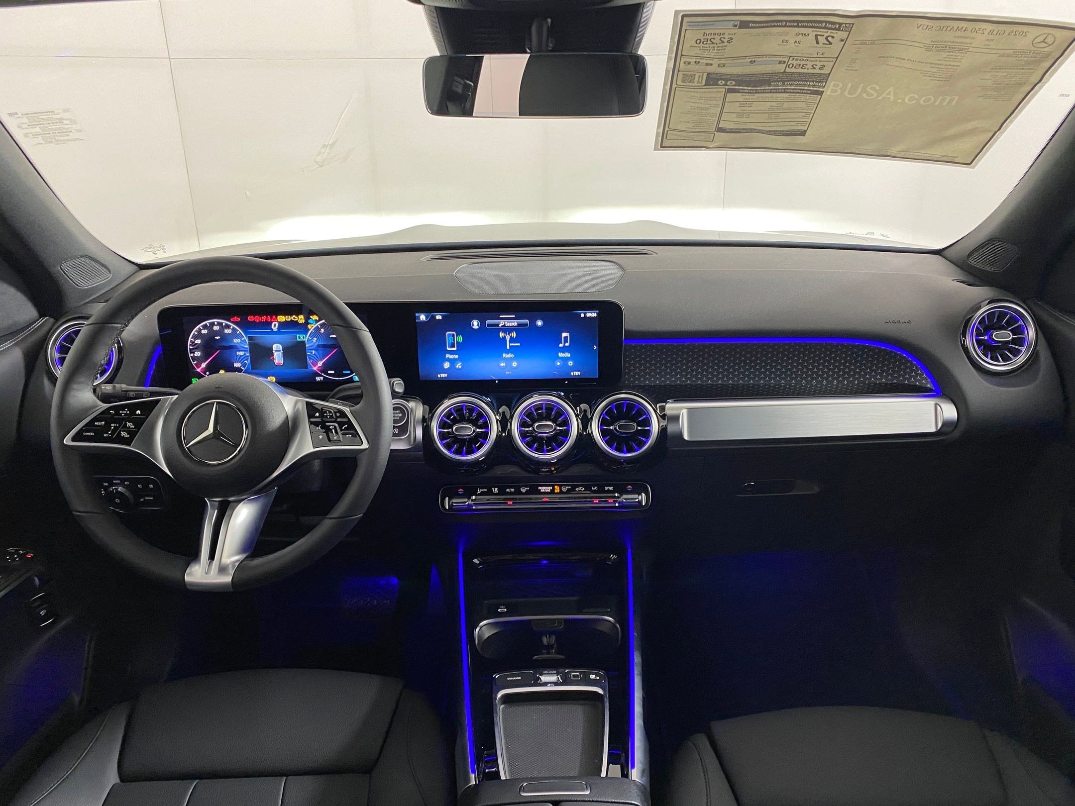 2025 Mercedes-Benz GLB Base - Photo 14