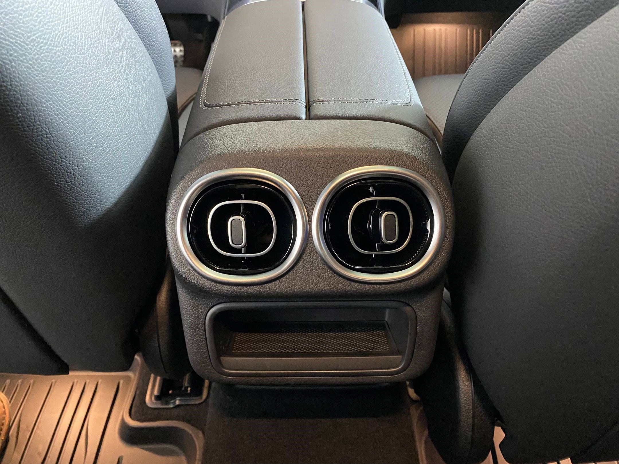 2026 Mercedes-Benz GLC Coupe GLC 300 - Photo 29