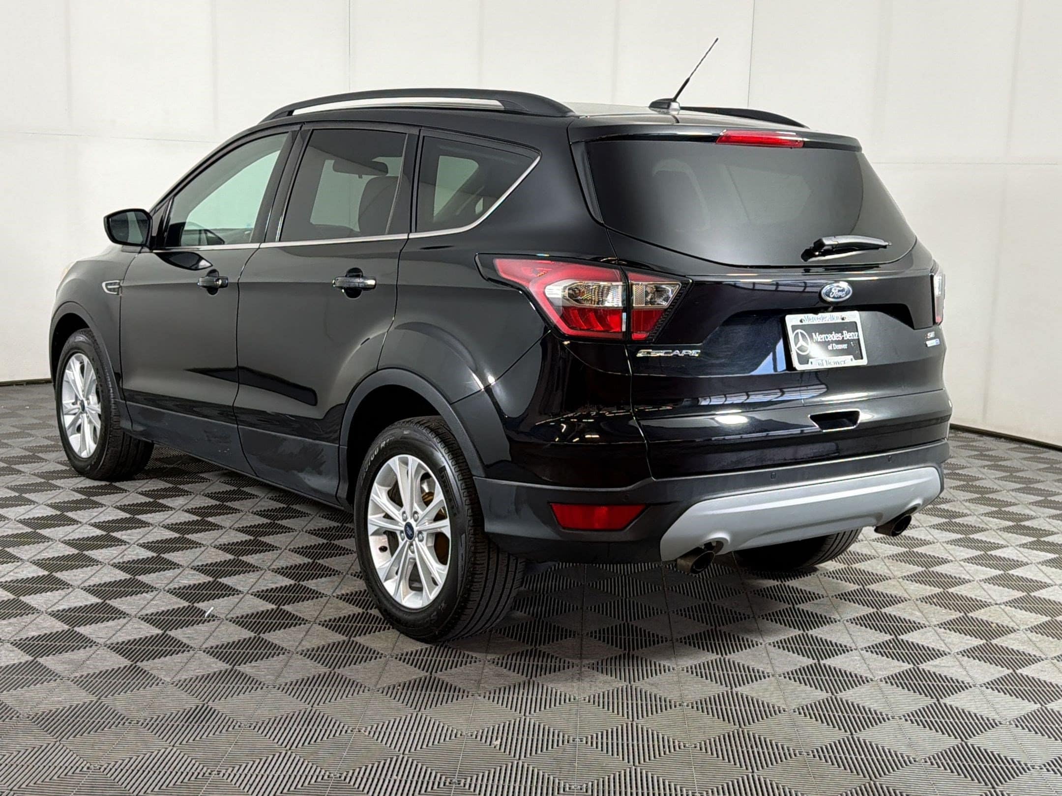 Escape SE Sport Utility