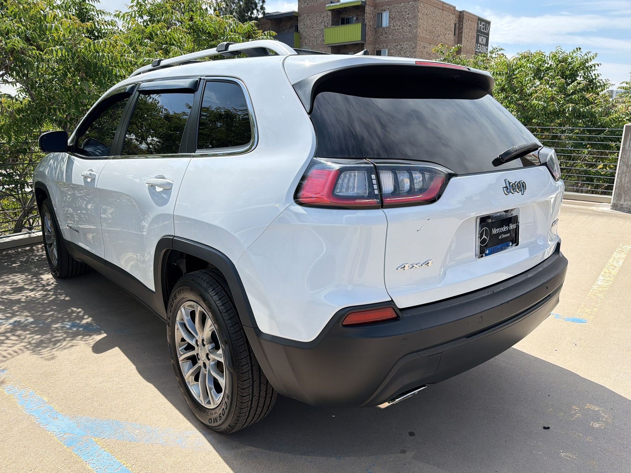 Cherokee Latitude Plus 4x4 Sport Utility