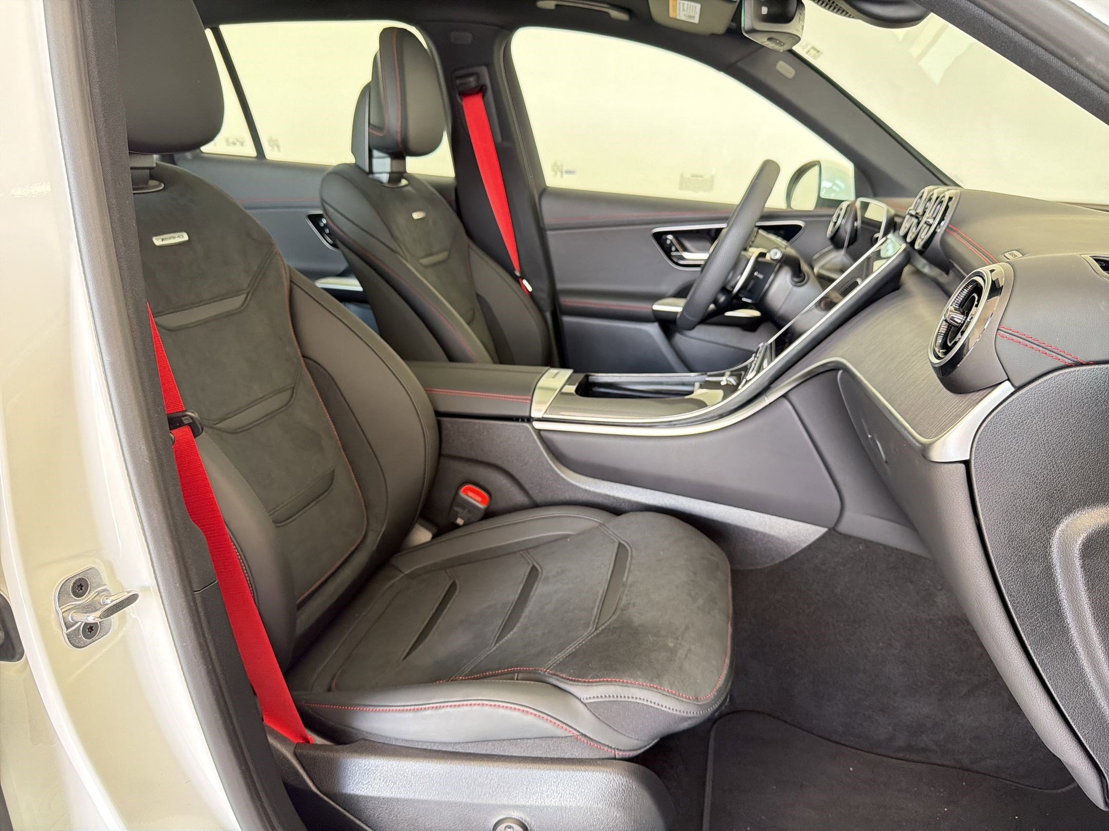 2026 Mercedes-Benz GLC AMG GLC43 - Photo 31