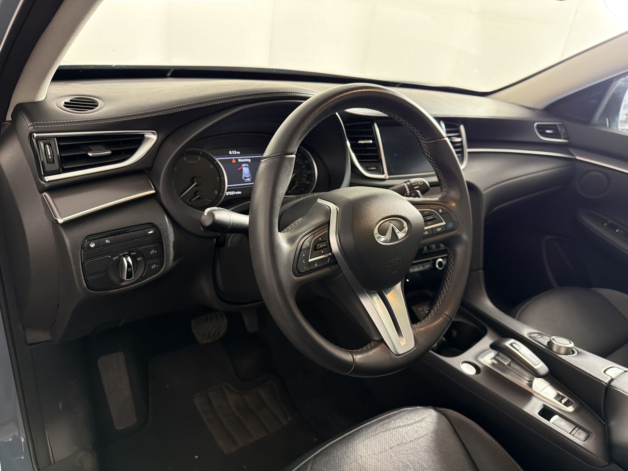 QX50 LUXE Sport Utility