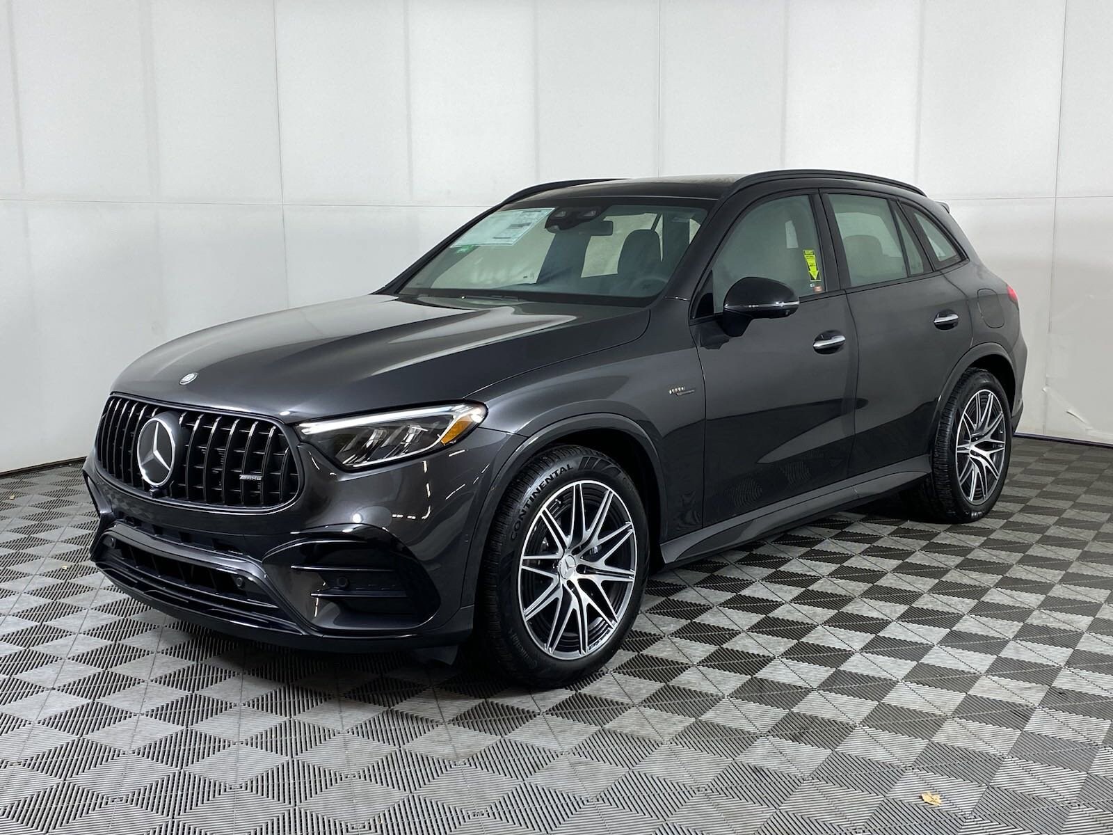 2025 Mercedes Benz GLC AMG 63 photo 3