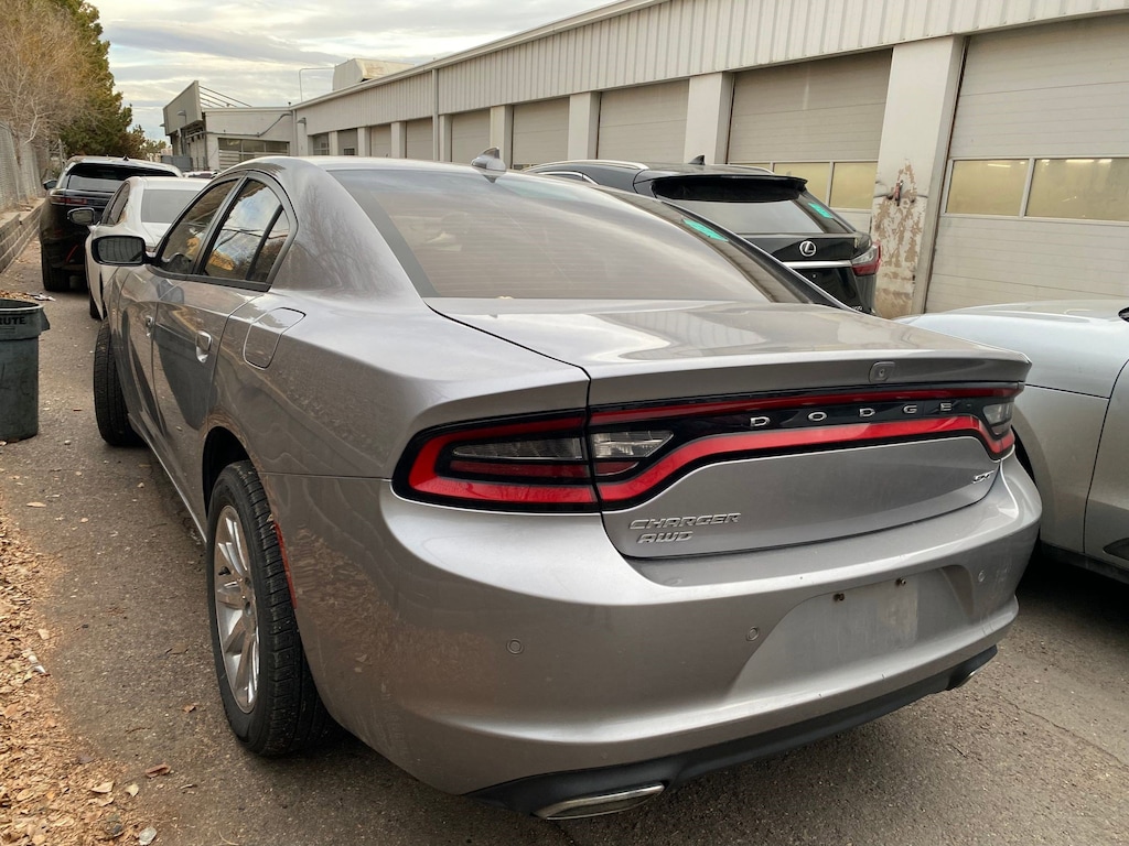 Used 2015 Dodge Charger SXT Sedan