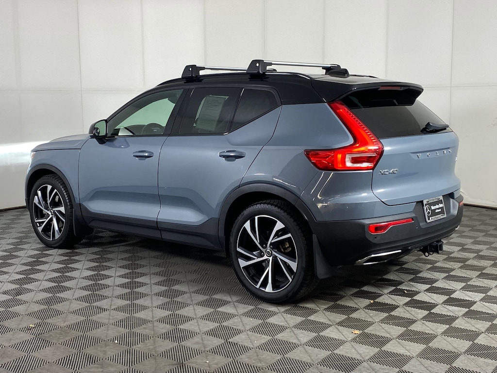 Used 2020 Volvo XC40 R-Design SUV
