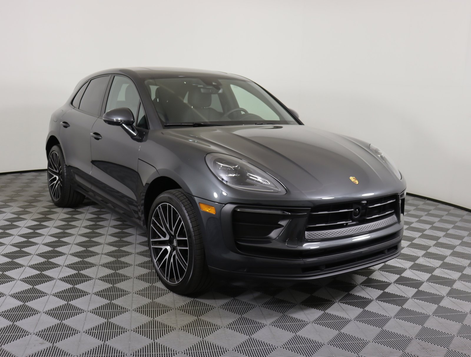 Used 2024 Porsche Macan Base with VIN WP1AA2A55RLB00614 for sale in Brentwood, TN