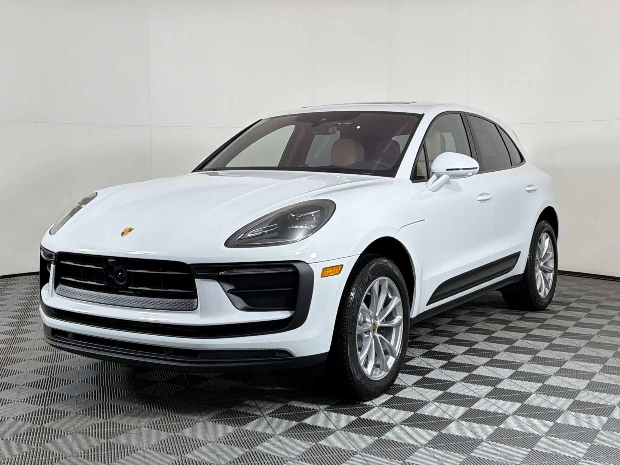 2026 Porsche Macan SUV 2026 Porsche Macan SUV