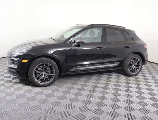 Used 2025 Porsche Macan T with VIN WP1AA2A58SLB01875 for sale in Brentwood, TN