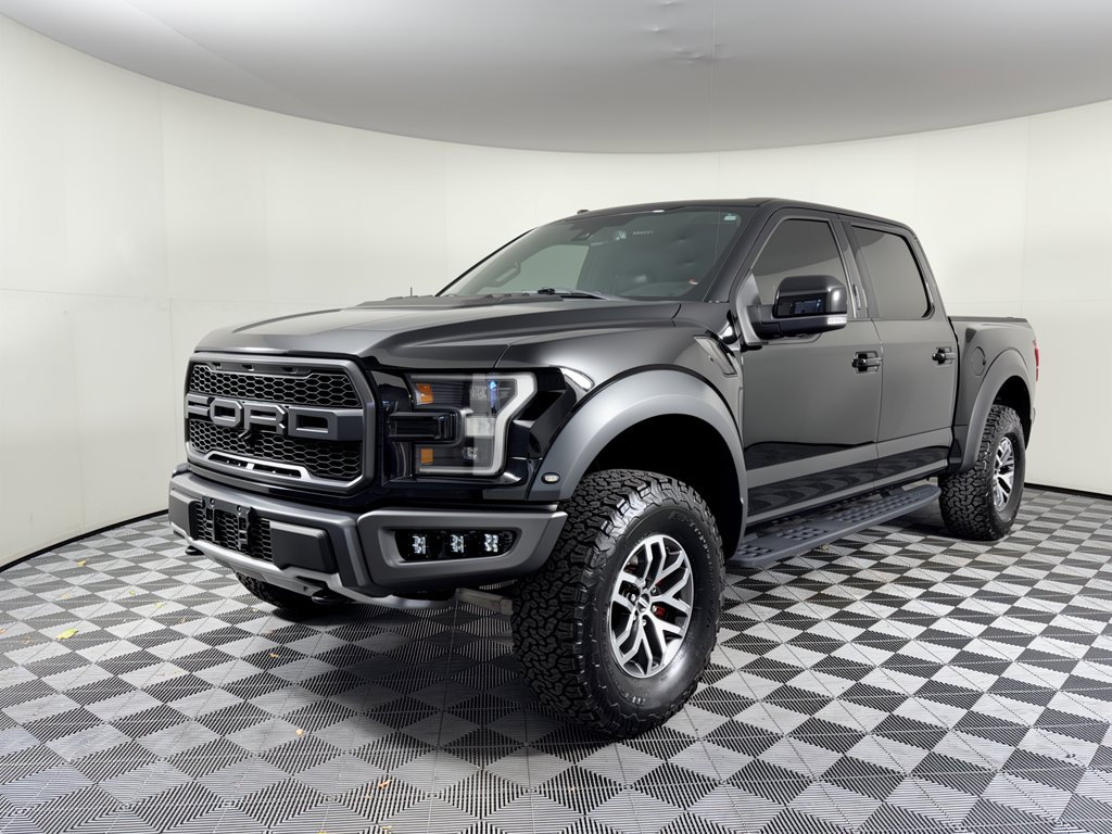 2017 Ford F-150 Raptor Truck SuperCrew Cab 2017 Ford F-150 Raptor Truck SuperCrew Cab