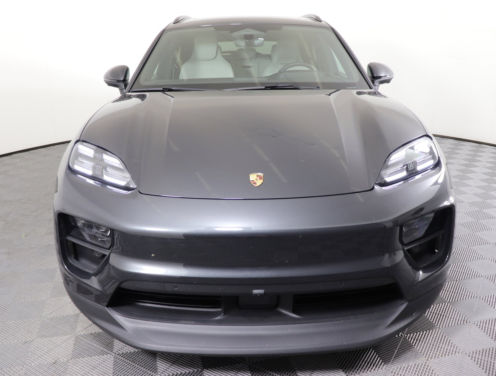 Used 2024 Porsche Macan Base with VIN WP1AA2XA5RL000837 for sale in Brentwood, TN