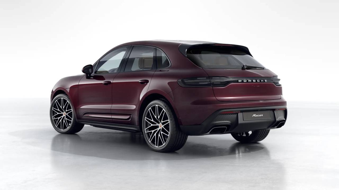 2026 Porsche Macan T photo 3
