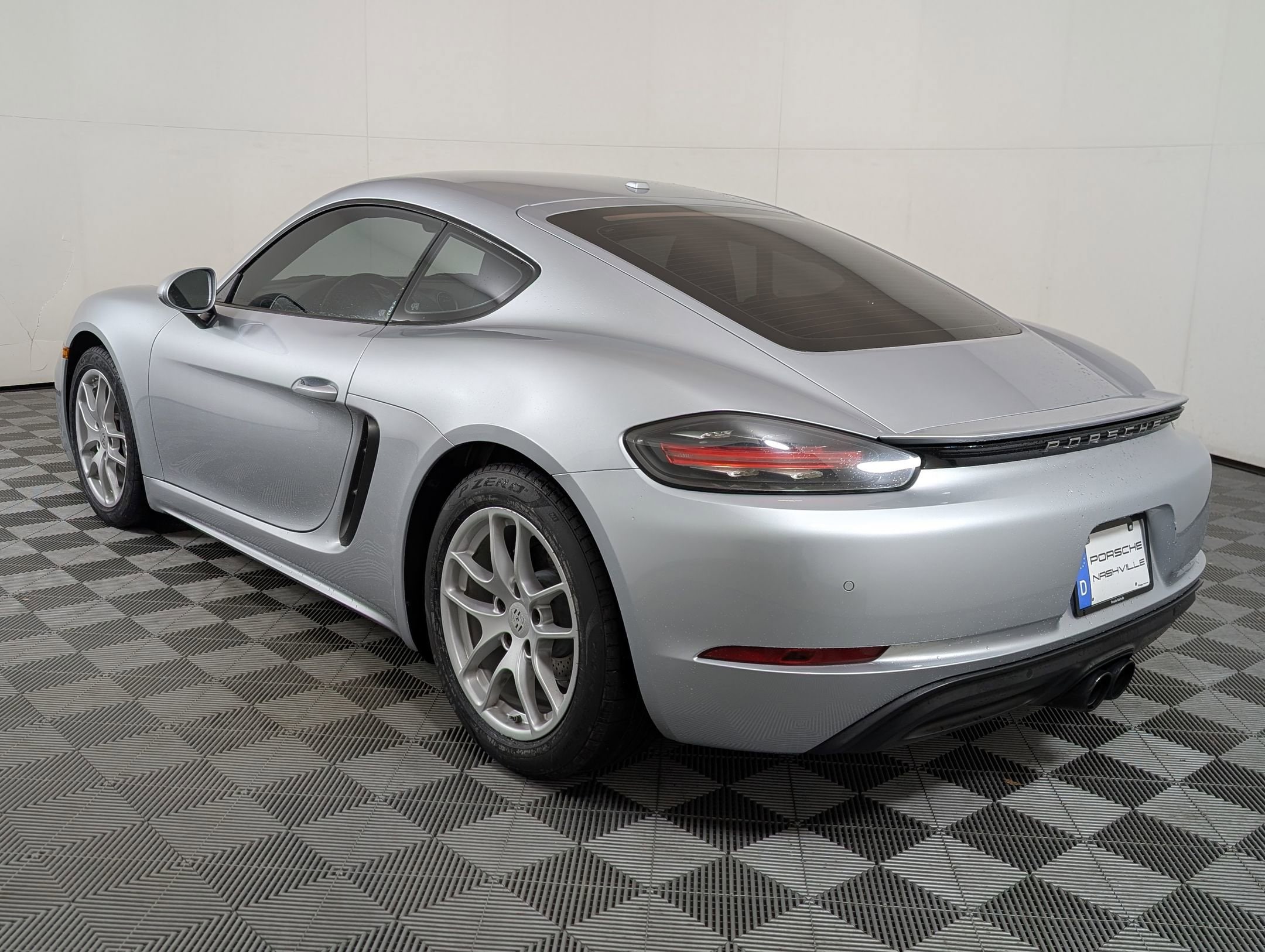 718 Cayman Coupe