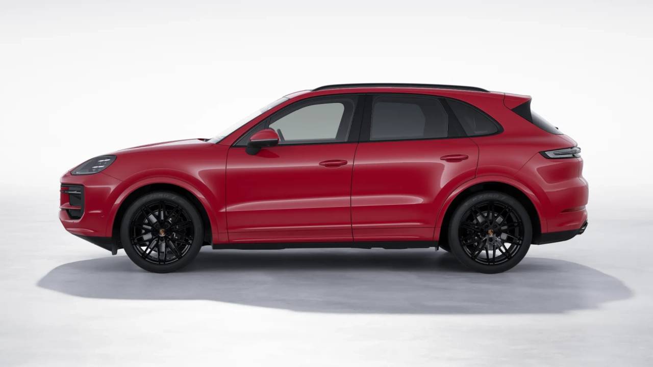 2026 Porsche Cayenne photo 2
