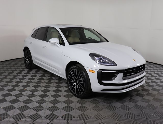 Used 2024 Porsche Macan Base with VIN WP1AA2A52RLB09044 for sale in Brentwood, TN