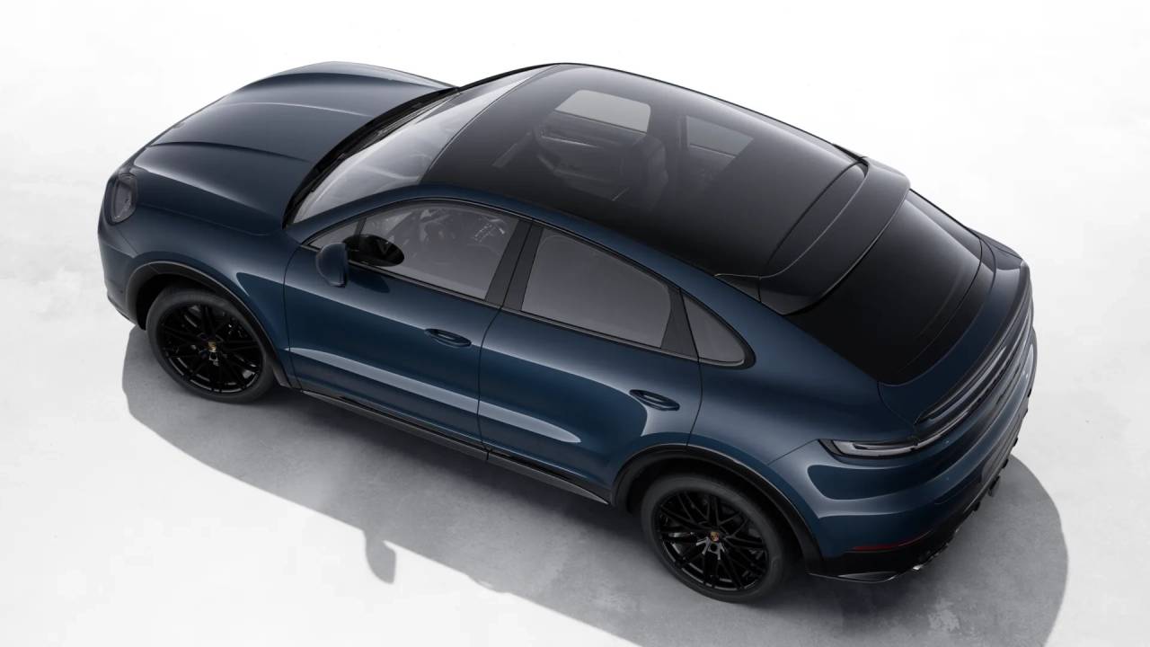 2026 Porsche Cayenne GTS Coupe photo 3