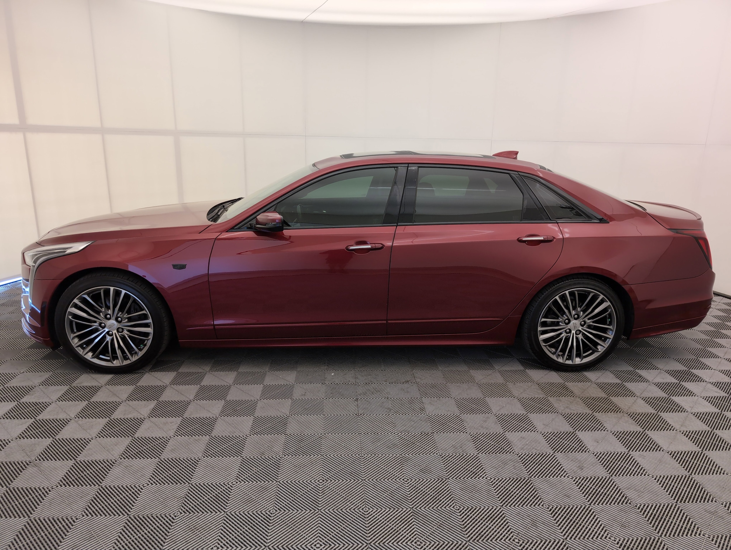 Used 2019 Cadillac CT6 Sport with VIN 1G6KN5R63KU143134 for sale in Brentwood, TN