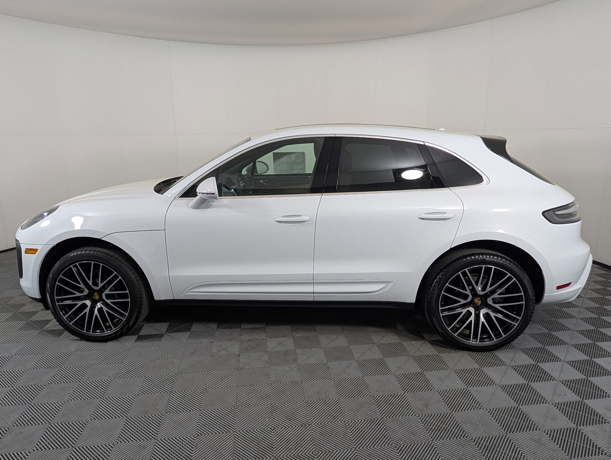 Used 2025 Porsche Macan Base with VIN WP1AA2A50SLB10084 for sale in Brentwood, TN
