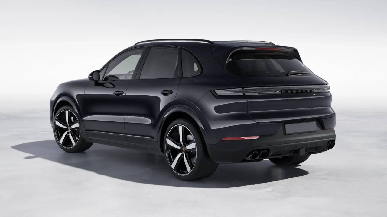 2026 Porsche Cayenne photo 3