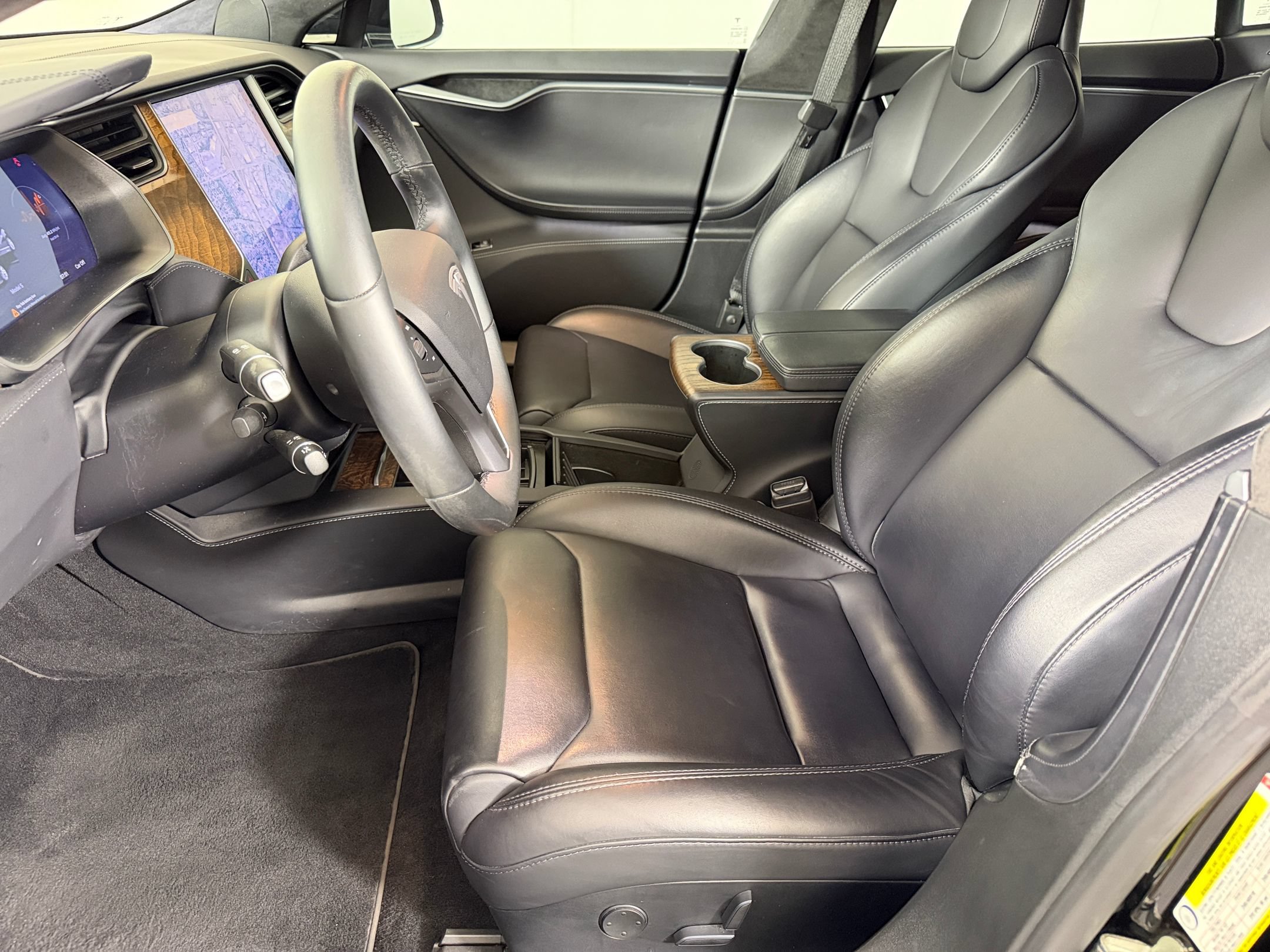 2018 Tesla Model S 75D Hatchback