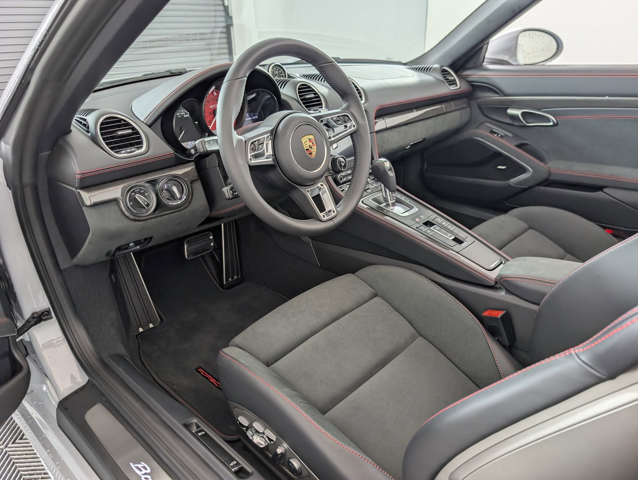 2025 Porsche Boxster GTS 4.0 photo 4