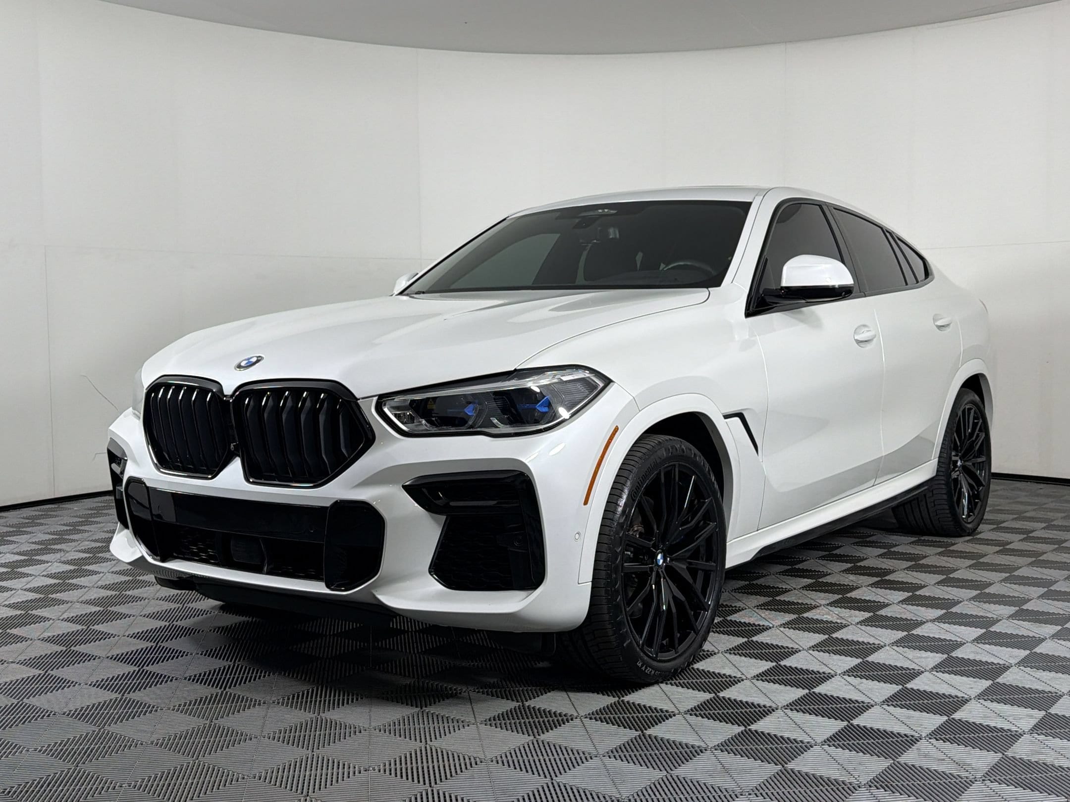 2023 BMW X6 XDrive40i Sports Activity Coupe