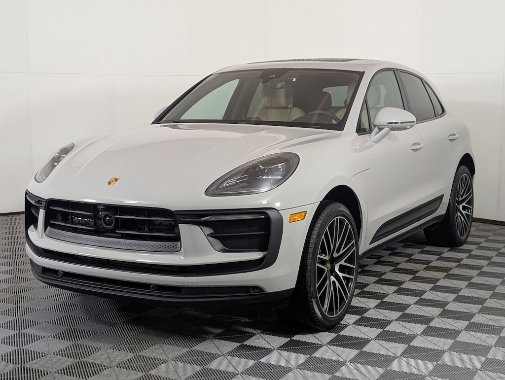 New 2026 Porsche Macan  SUV