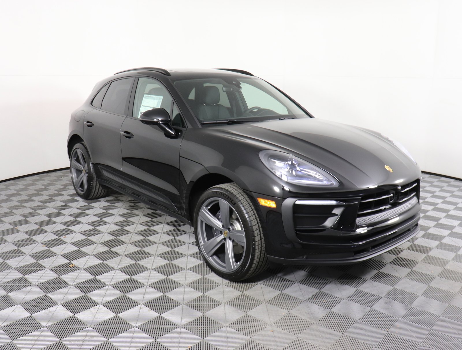 Used 2024 Porsche Macan Base with VIN WP1AA2A54RLB07716 for sale in Brentwood, TN