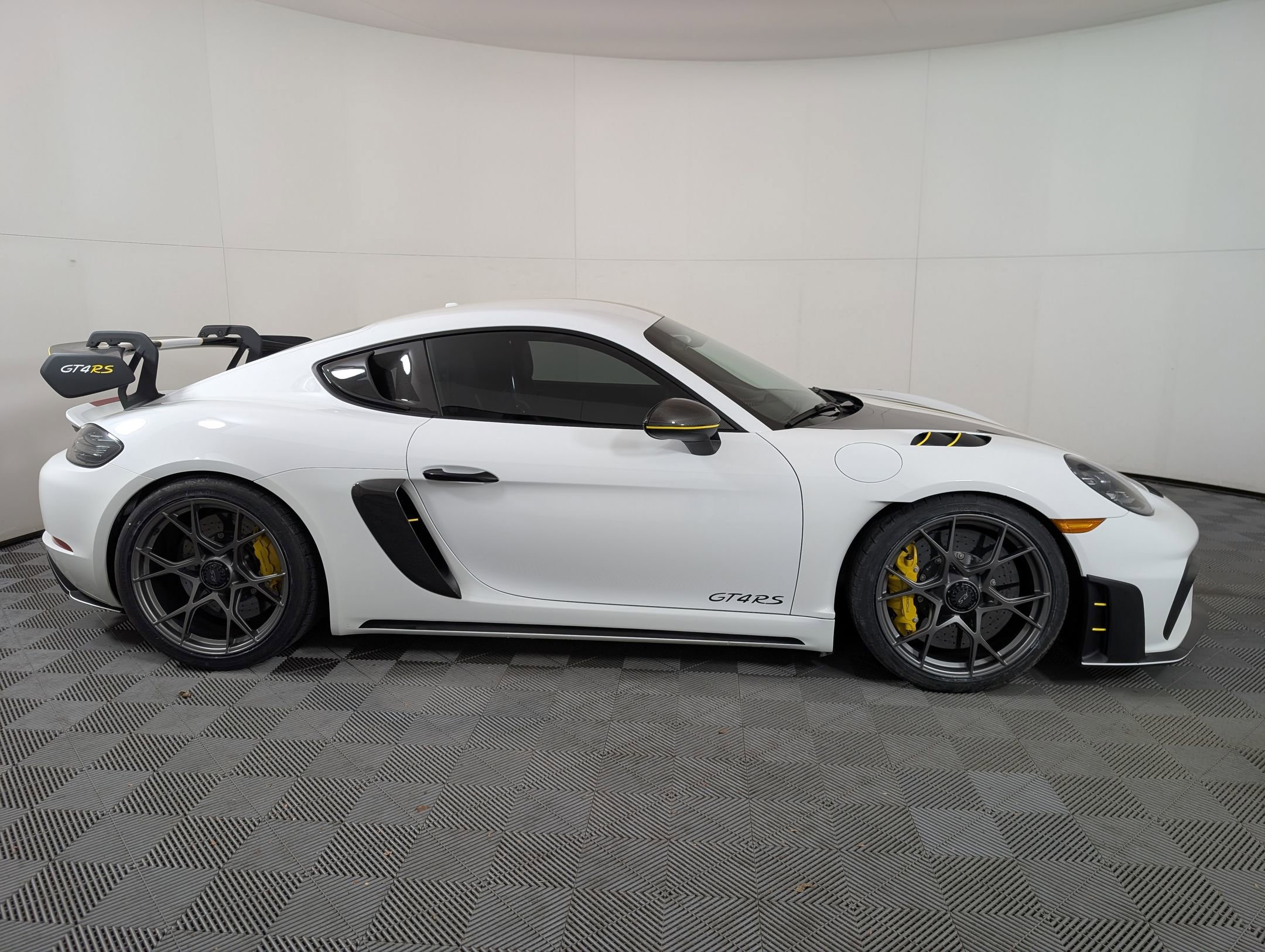 718 Cayman GT4 RS Coupe