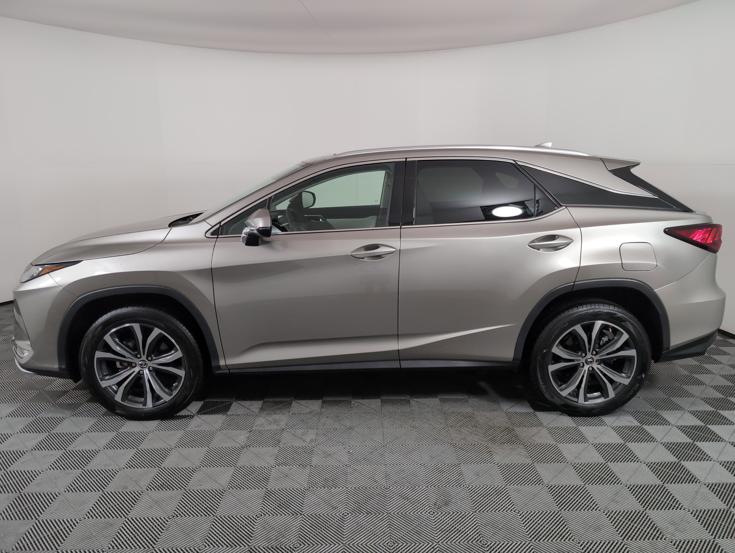 Used 2022 Lexus RX 350 with VIN 2T2HZMAA2NC250419 for sale in Brentwood, TN