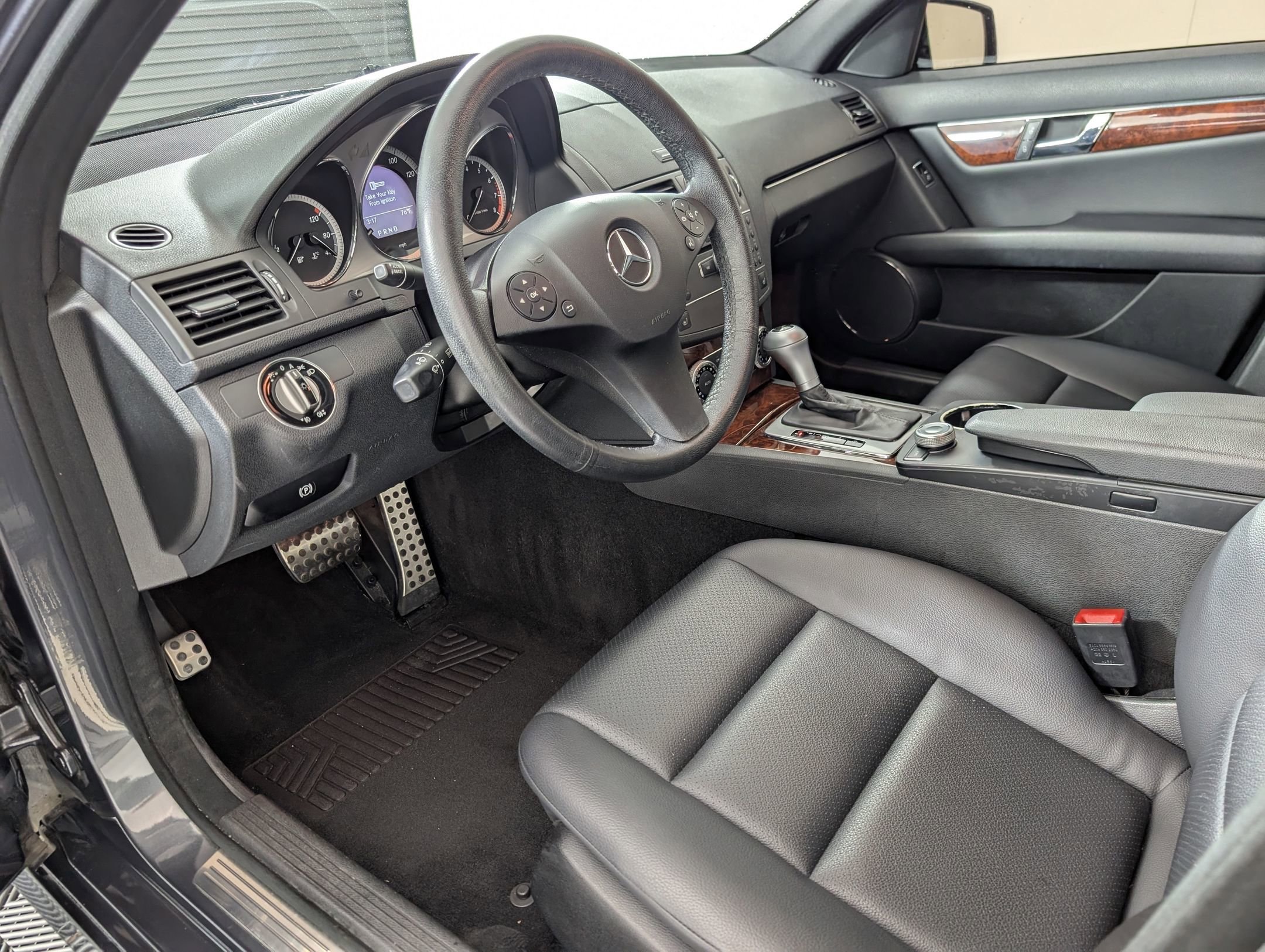 2010 Mercedes Benz C 300 Sport Sedan photo 4