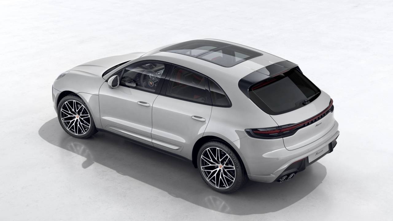 2026 Porsche Macan T photo 3