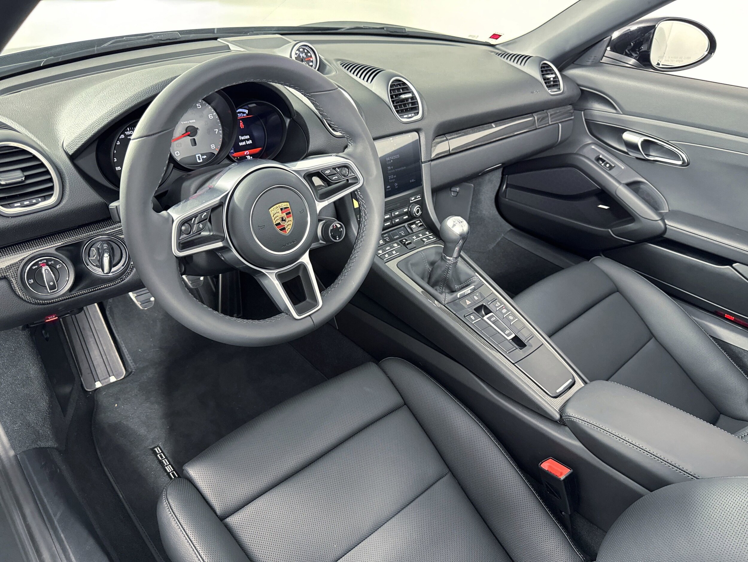 2025 Porsche Boxster photo 4
