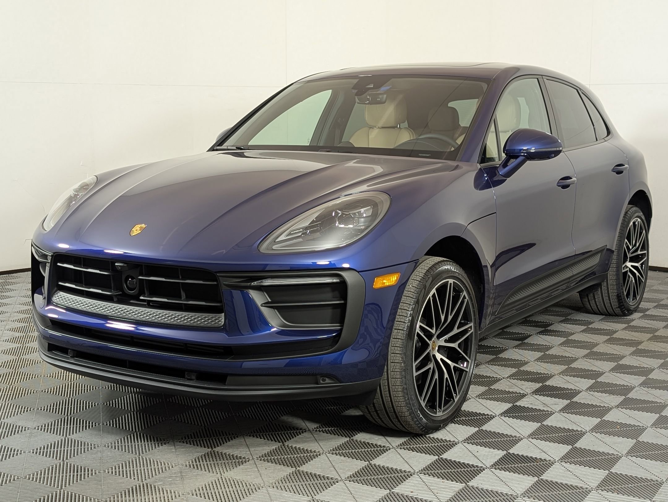 2026 Porsche Macan SUV 2026 Porsche Macan SUV