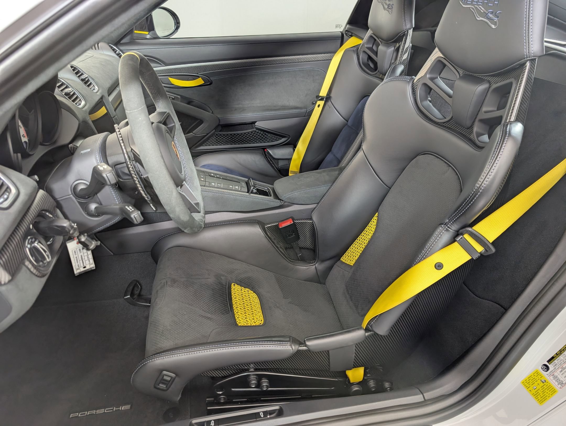 718 Cayman GT4 RS Coupe