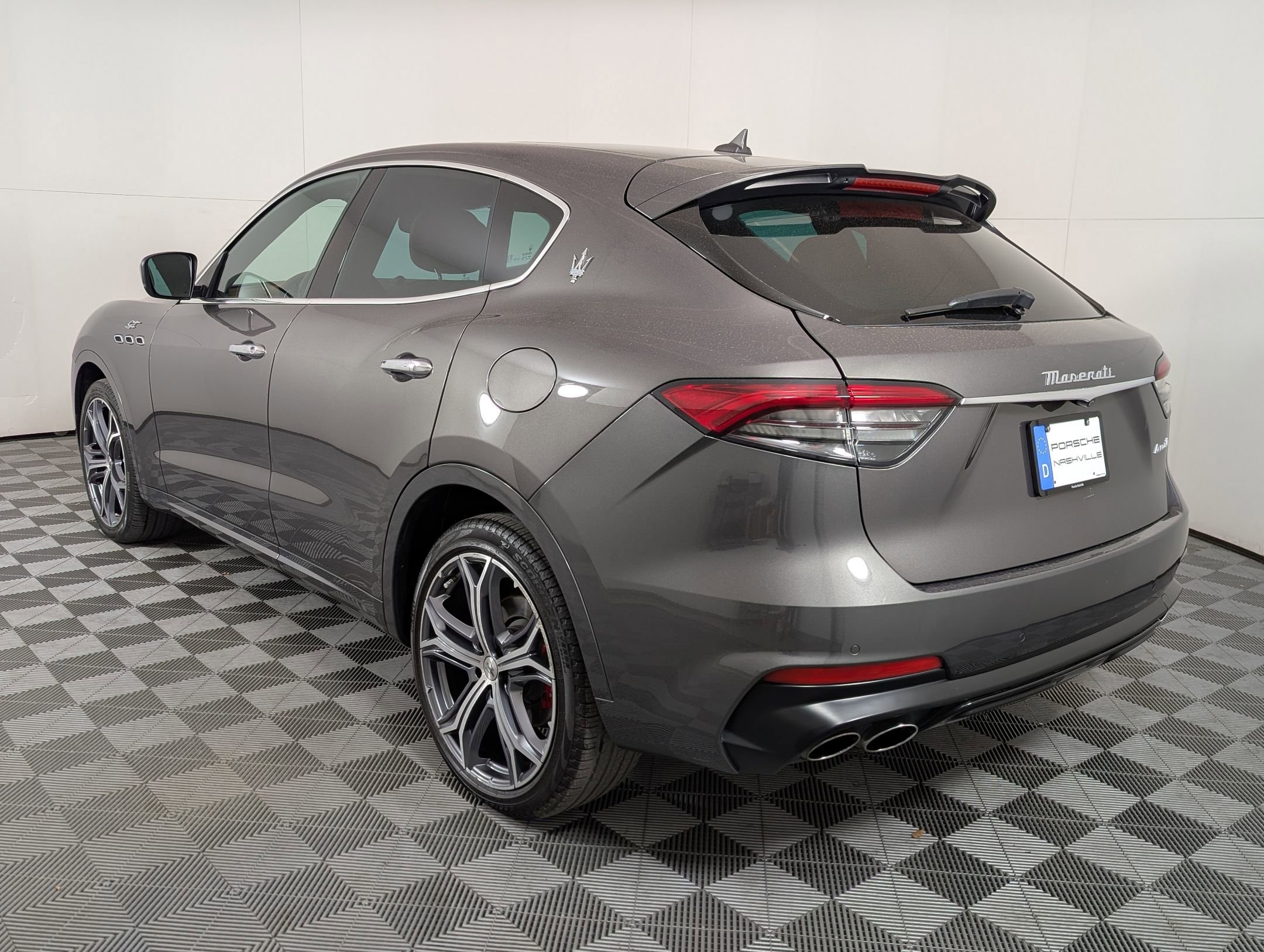 Levante GT SUV