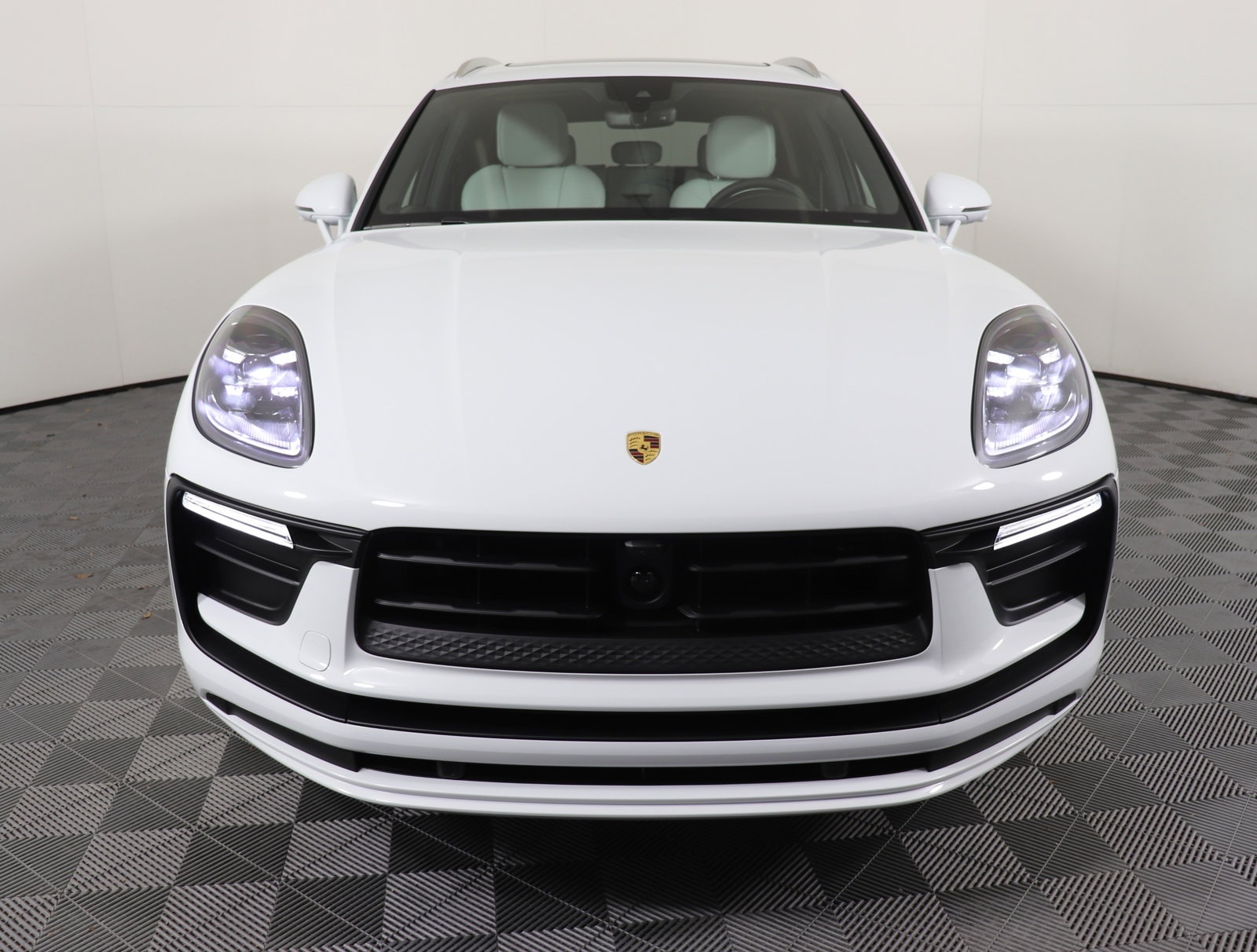 Used 2025 Porsche Macan Base with VIN WP1AA2A54SLB06099 for sale in Brentwood, TN